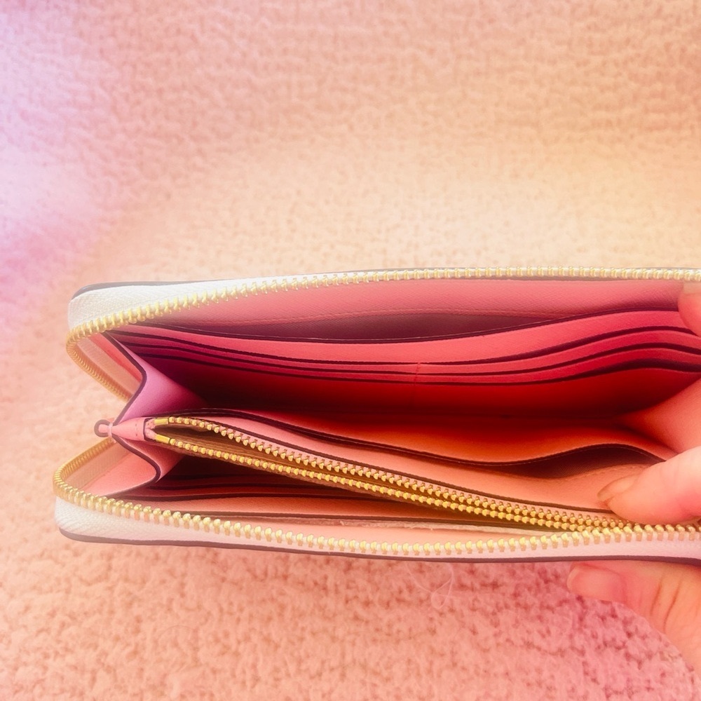 Adorable Kate Spade Morgan Fancy Hearts Zip-around Continental Wallet. NWOT. - Picture 5 of 9